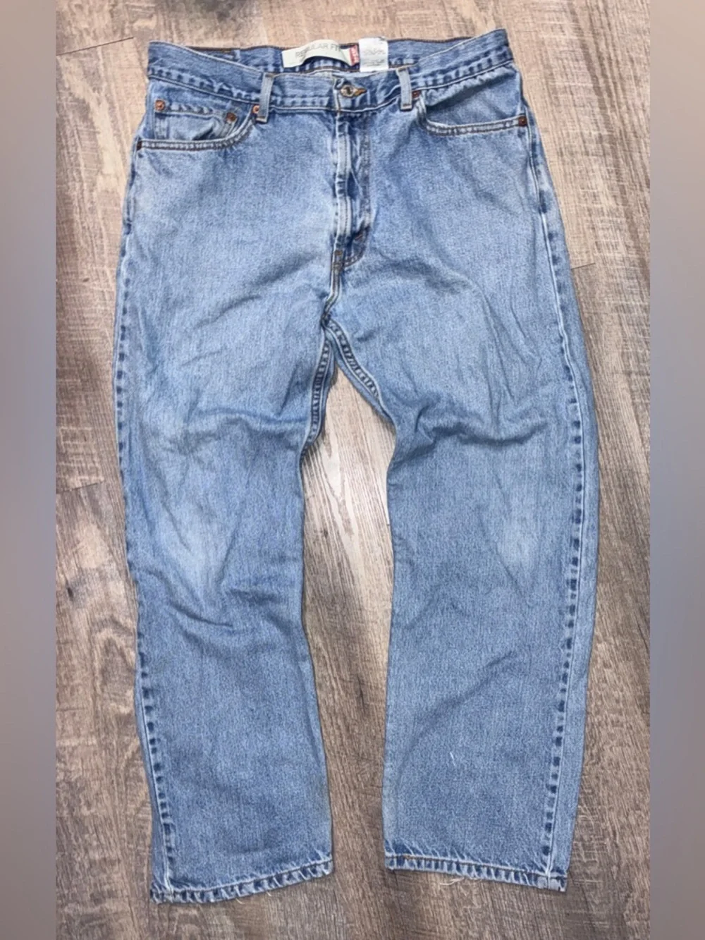 Y2K Levi's Men’s 505 Regular Fit Straight Leg Denim Jeans - size 36 x 30